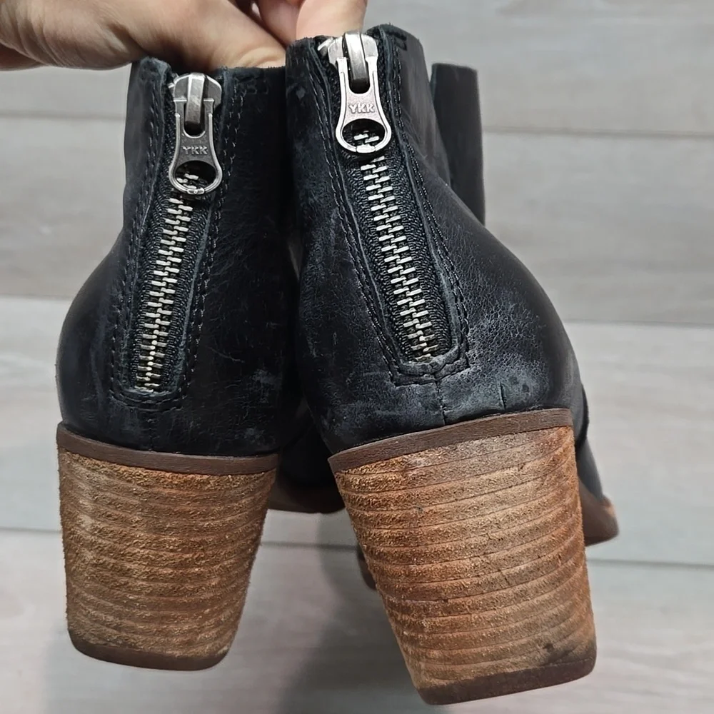 Kork Ease Women Black Distressed  Leather Ankle Boots Moto Shoes Sz 8.5M